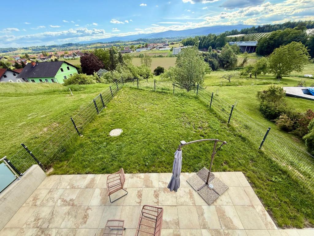 Terrace and garden Top 2